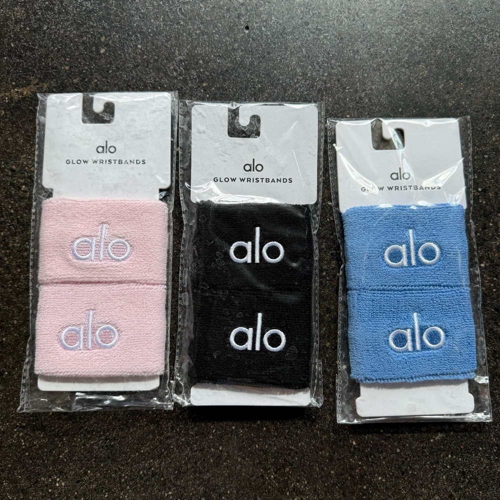 Alo Glow Wristbands - Powder Pink, Black, Tile Blue